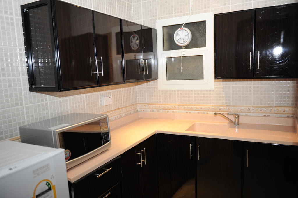 Hotelier Suites Рияд Екстериор снимка